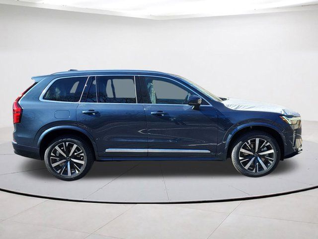 2025 Volvo XC90 Core