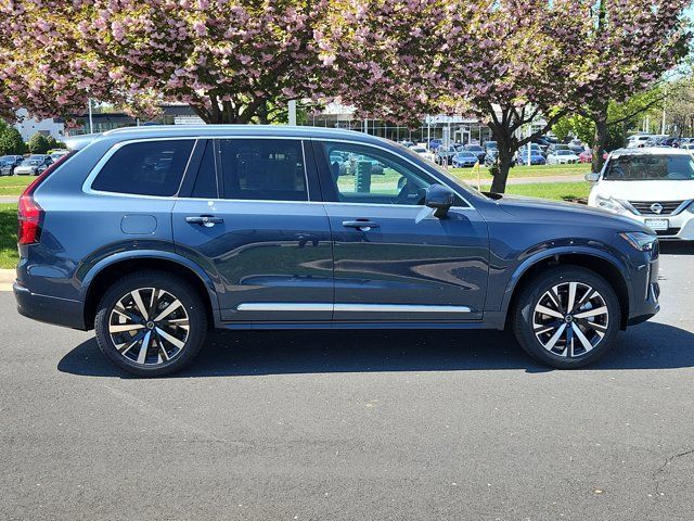 2025 Volvo XC90 Core