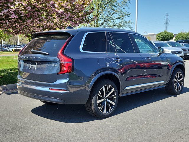 2025 Volvo XC90 Core