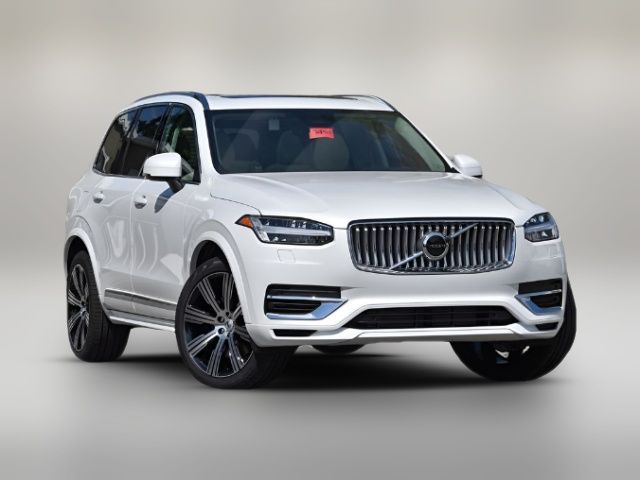 2025 Volvo XC90 Plug-In Hybrid Core