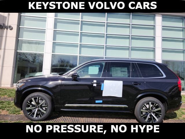 2025 Volvo XC90 Core