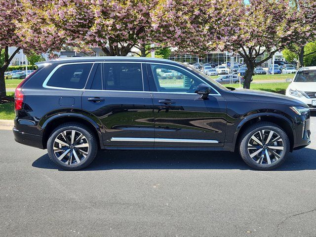 2025 Volvo XC90 Core