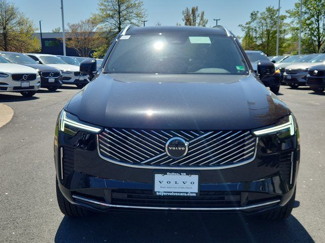 2025 Volvo XC90 Core