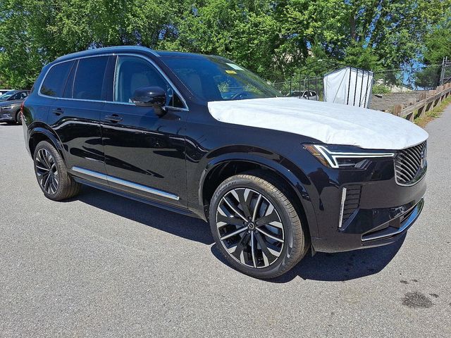 2025 Volvo XC90 Core