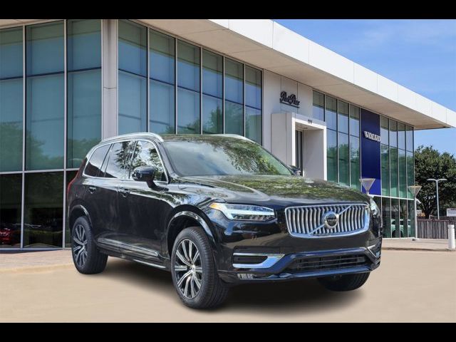 2025 Volvo XC90 Core