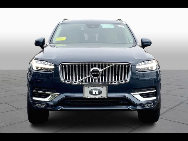 2025 Volvo XC90 Core