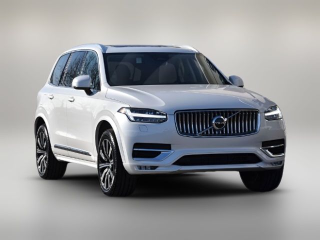 2025 Volvo XC90 Core