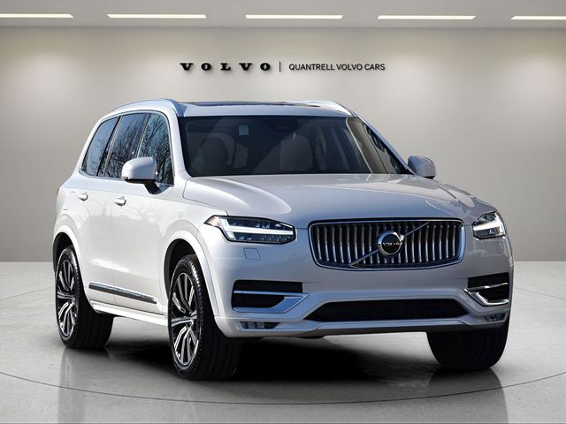 2025 Volvo XC90 Core