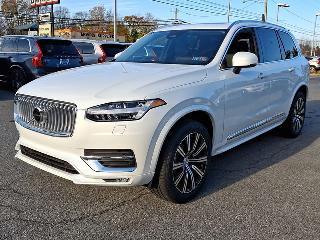 2025 Volvo XC90 Core