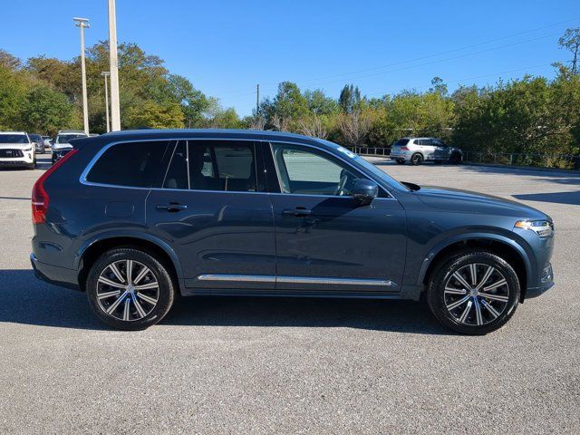 2025 Volvo XC90 Core