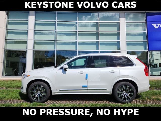 2025 Volvo XC90 Core