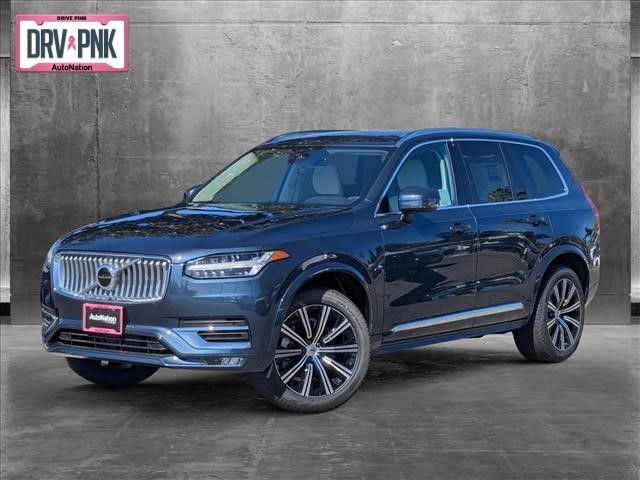 2025 Volvo XC90 Core