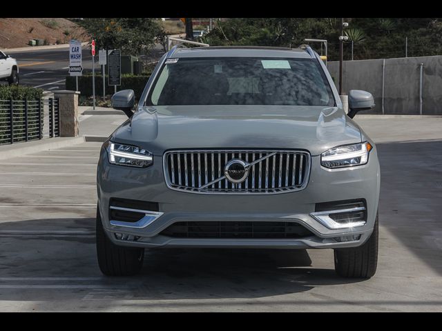 2025 Volvo XC90 Core