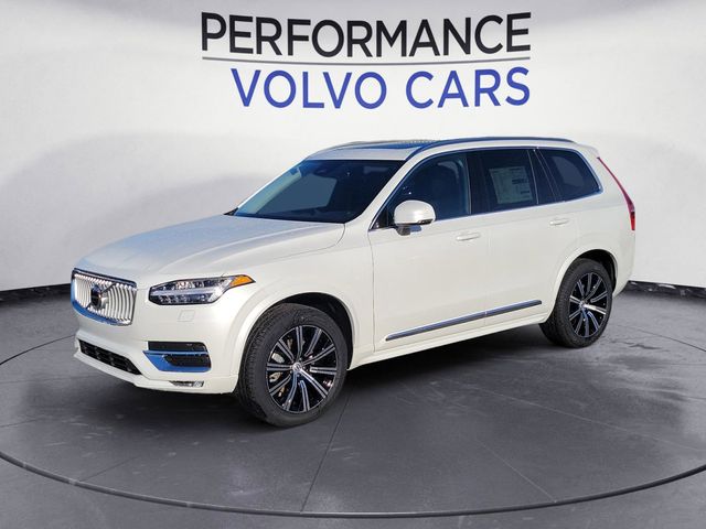 2025 Volvo XC90 Core