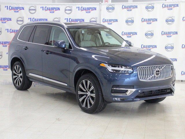 2025 Volvo XC90 Core