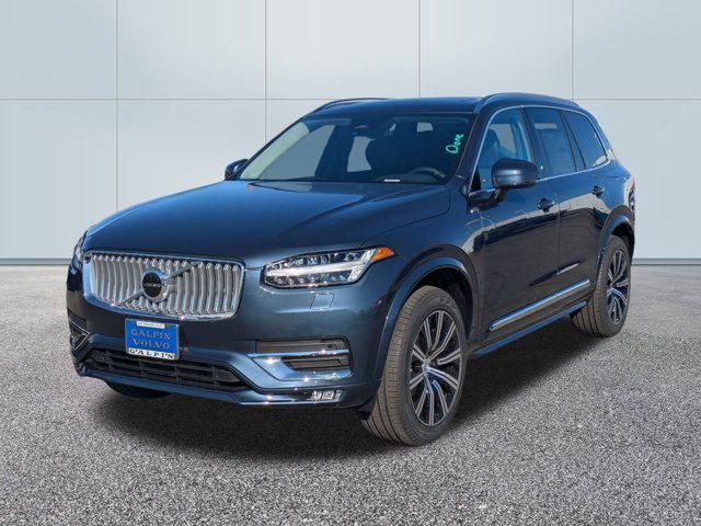 2025 Volvo XC90 Core