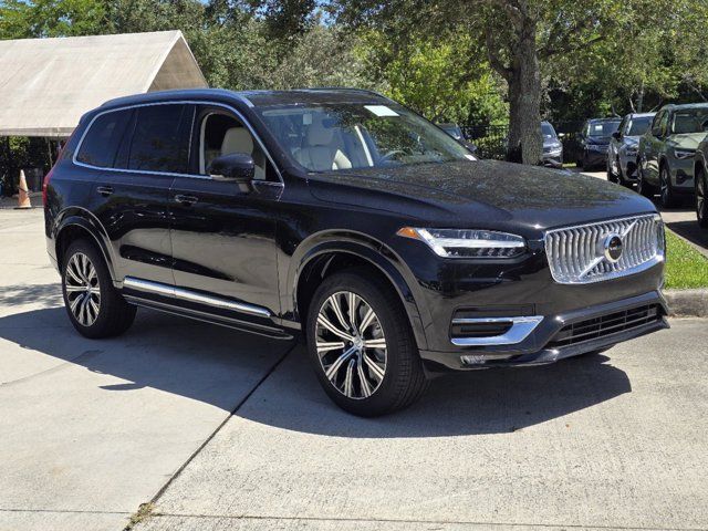 2025 Volvo XC90 Core