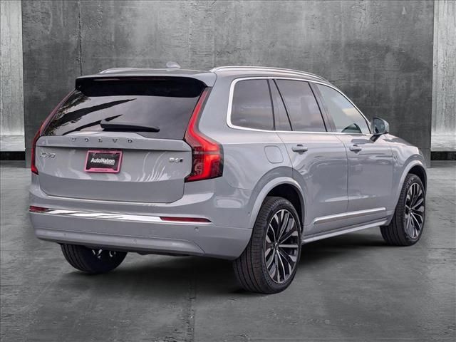 2025 Volvo XC90 Plus