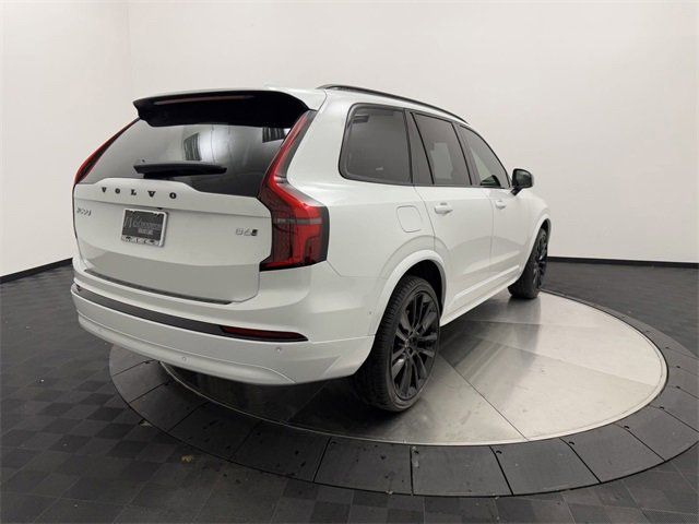 2025 Volvo XC90 Plus