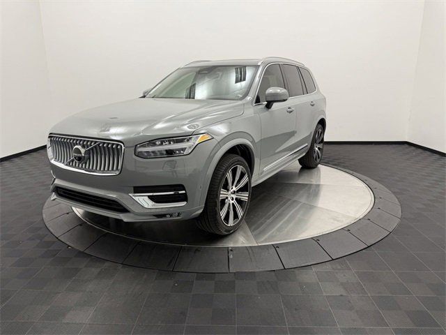 2025 Volvo XC90 Plus