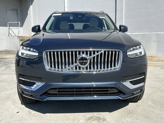 2025 Volvo XC90 Plus