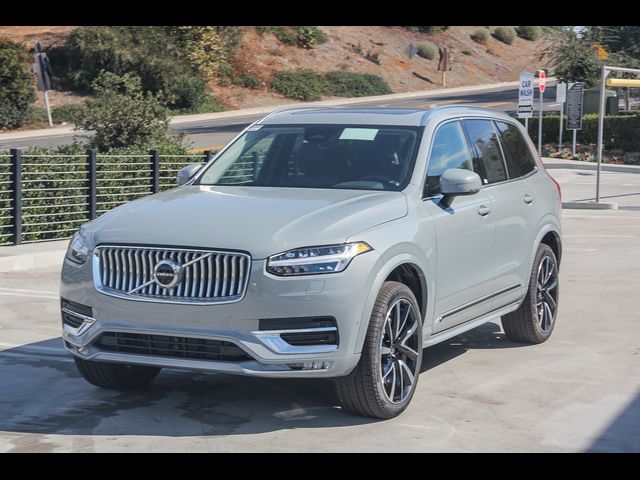 2025 Volvo XC90 Plus