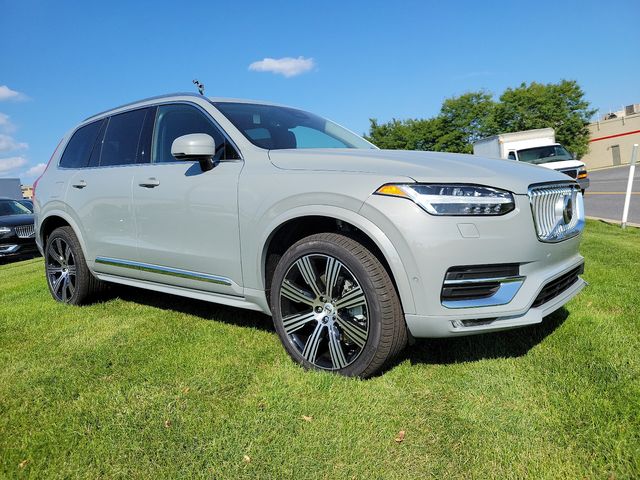 2025 Volvo XC90 Plus