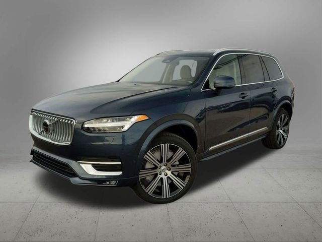 2025 Volvo XC90 Plus