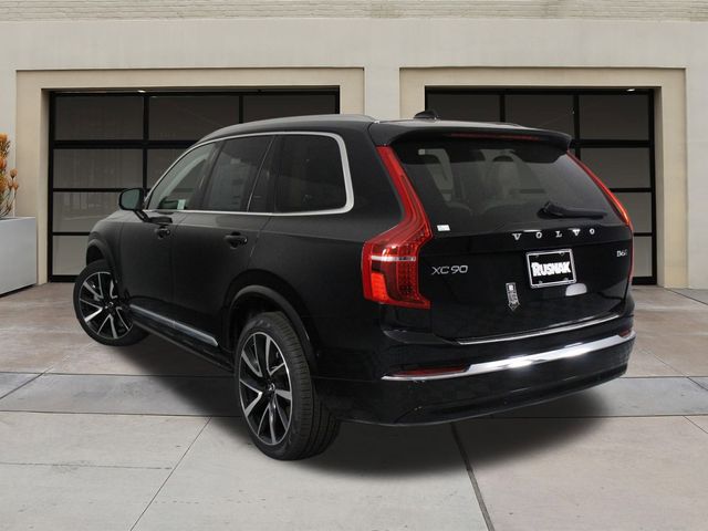 2025 Volvo XC90 Plus