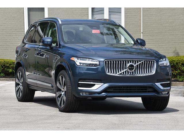 2025 Volvo XC90 Plus