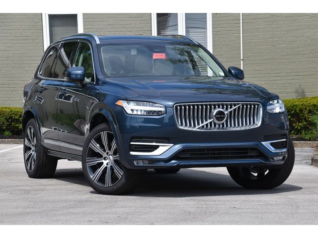 2025 Volvo XC90 Plus