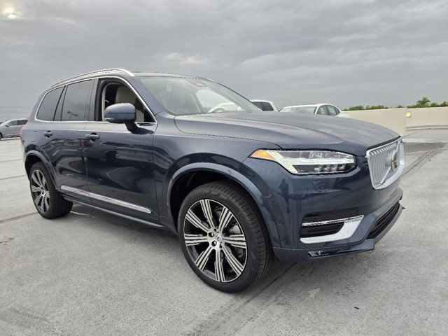 2025 Volvo XC90 Plus