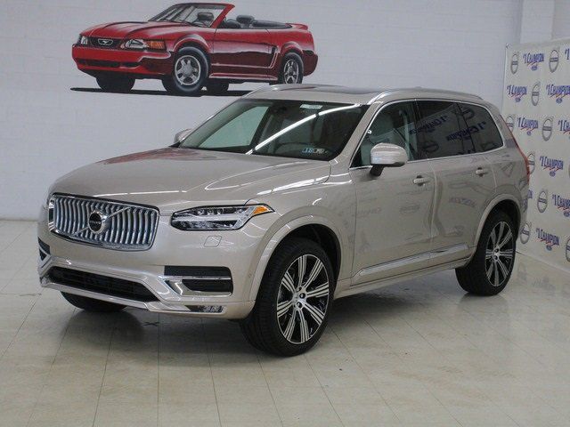 2025 Volvo XC90 Plus