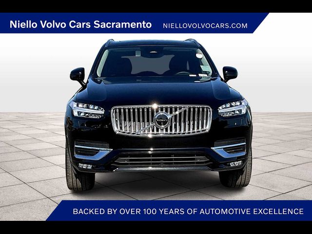2025 Volvo XC90 Plus