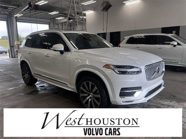 2025 Volvo XC90 Plus