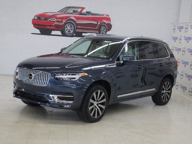 2025 Volvo XC90 Plus