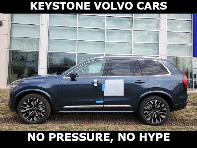 2025 Volvo XC90 Plus
