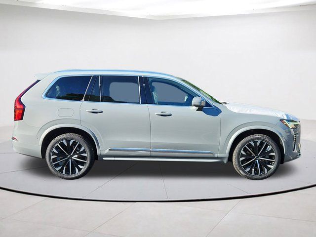 2025 Volvo XC90 Plus