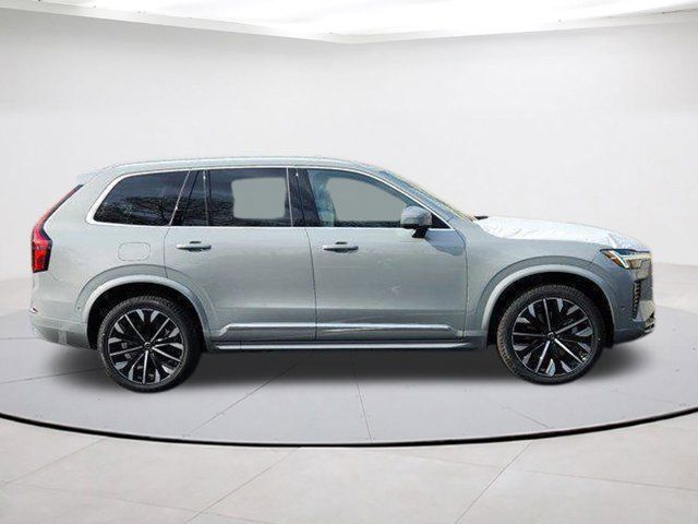 2025 Volvo XC90 Plus