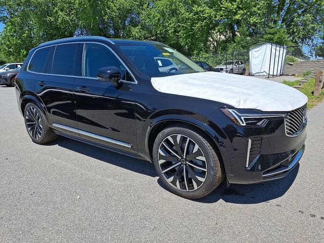 2025 Volvo XC90 Plus