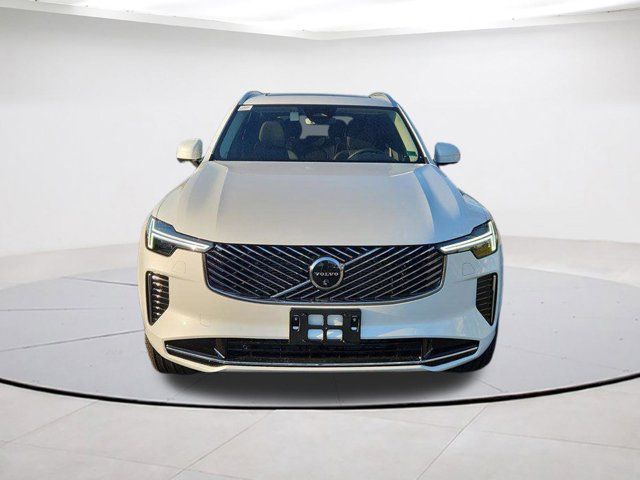 2025 Volvo XC90 Plus