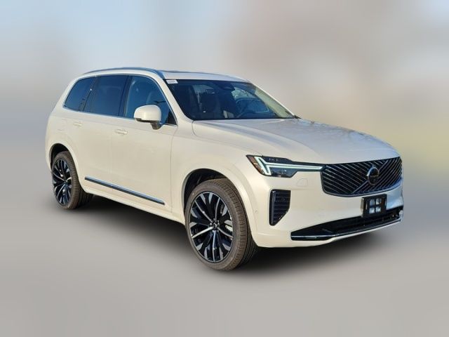 2025 Volvo XC90 Plus
