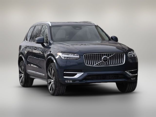 2025 Volvo XC90 Plus