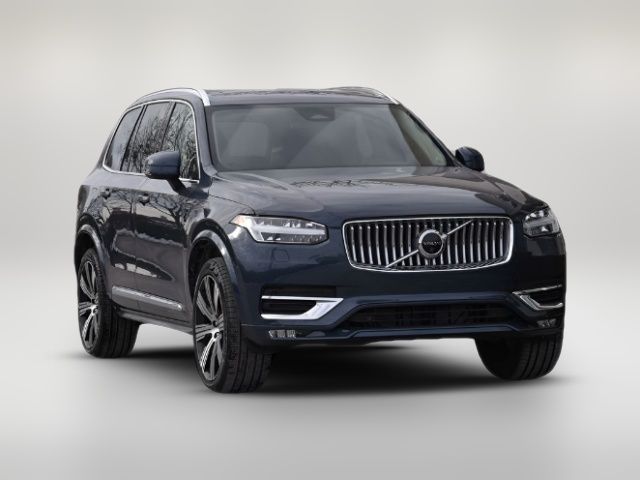 2025 Volvo XC90 Plus