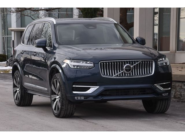 2025 Volvo XC90 Plus