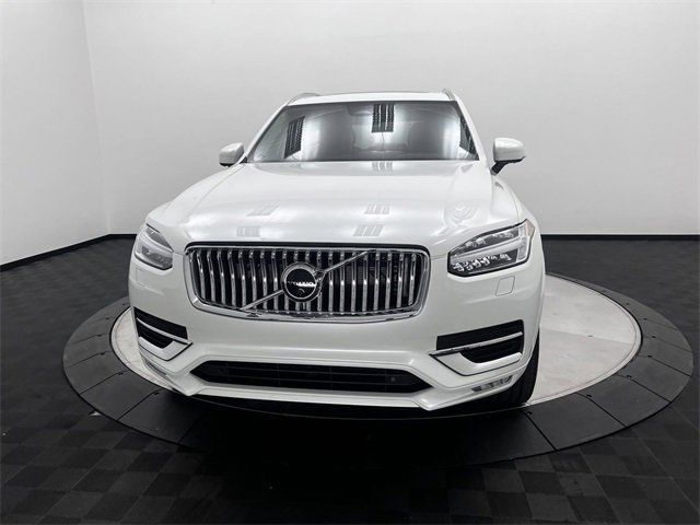 2025 Volvo XC90 Plus