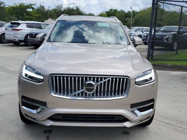 2025 Volvo XC90 Plus