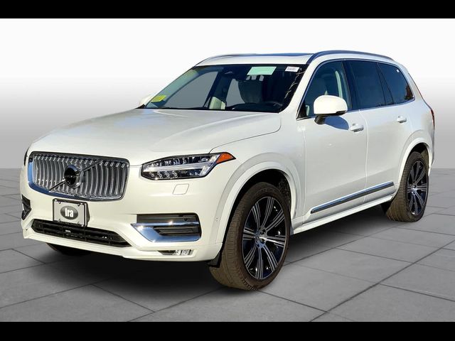 2025 Volvo XC90 Plus