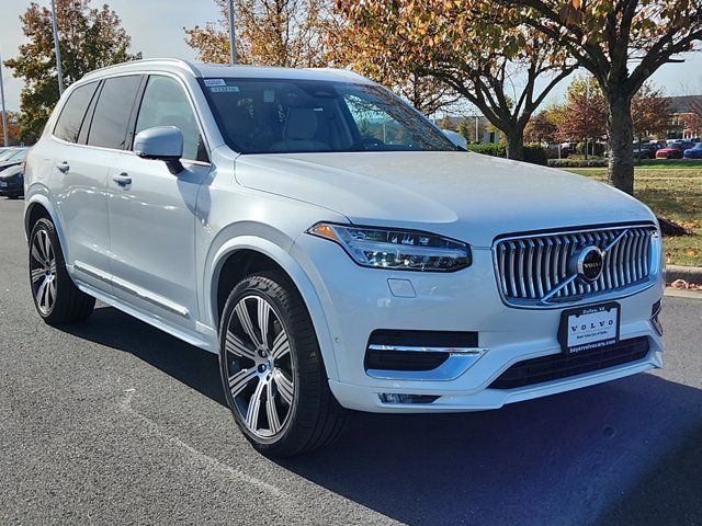 2025 Volvo XC90 Plus