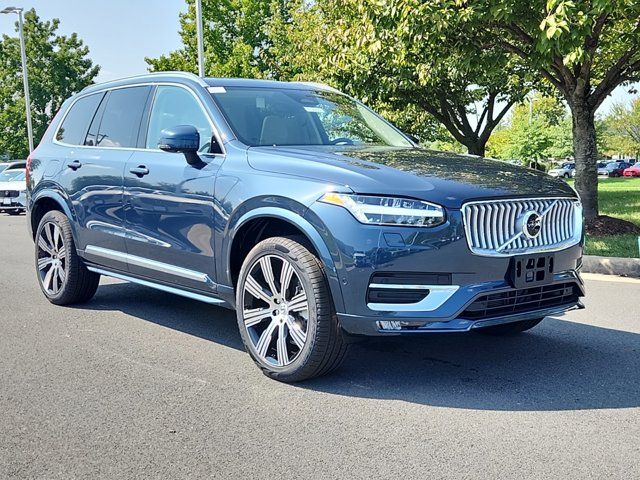 2025 Volvo XC90 Plus